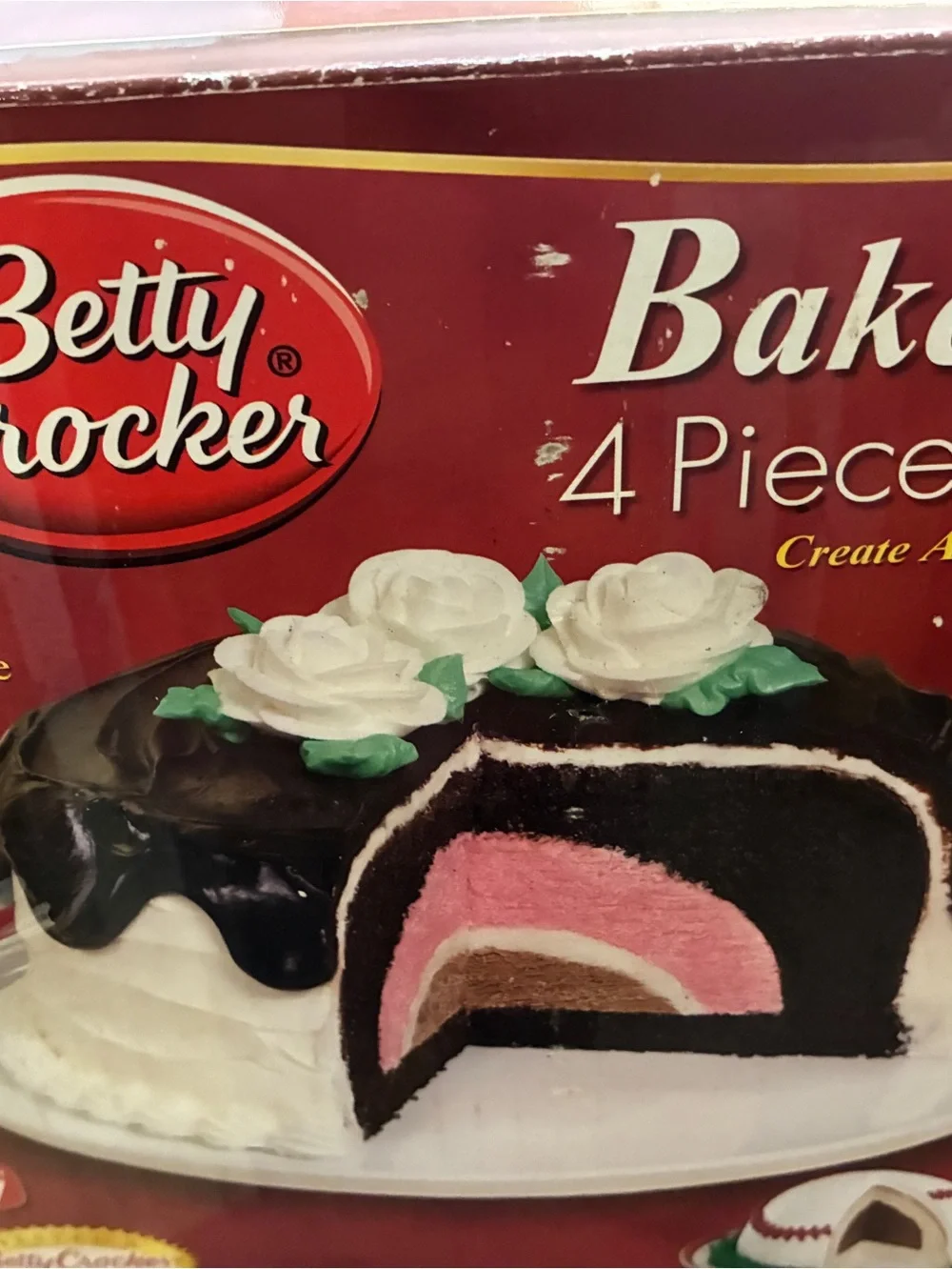 Betty Crocker cake pan set